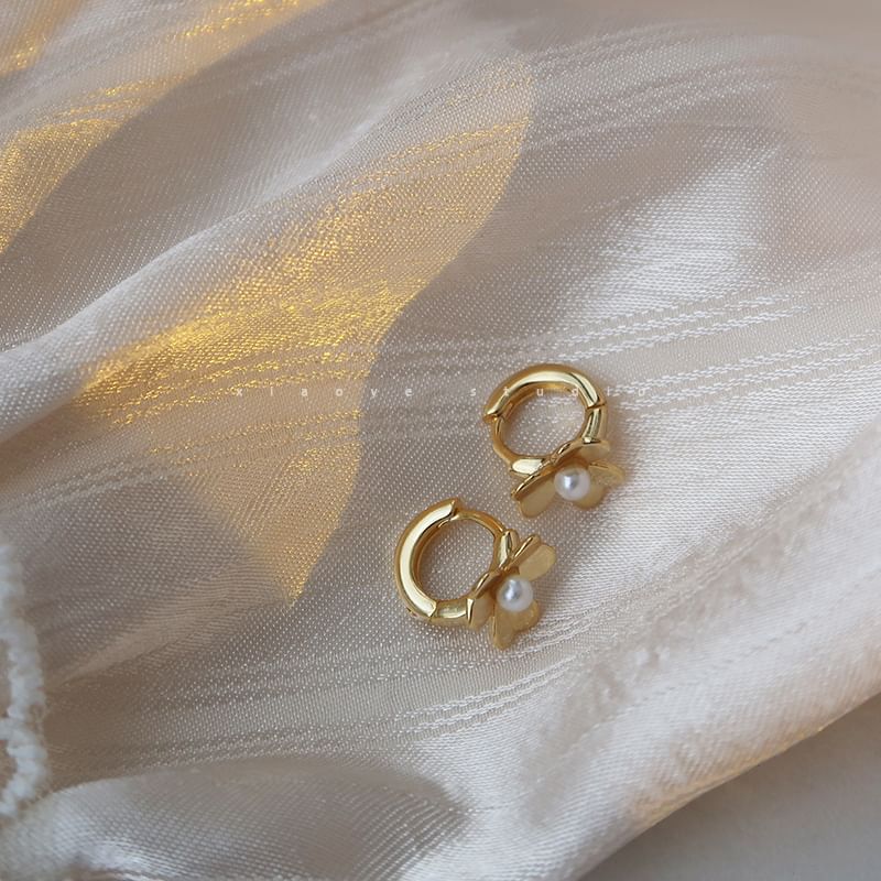 Flower Earring Sterling Silver Pearl Huggie Faux