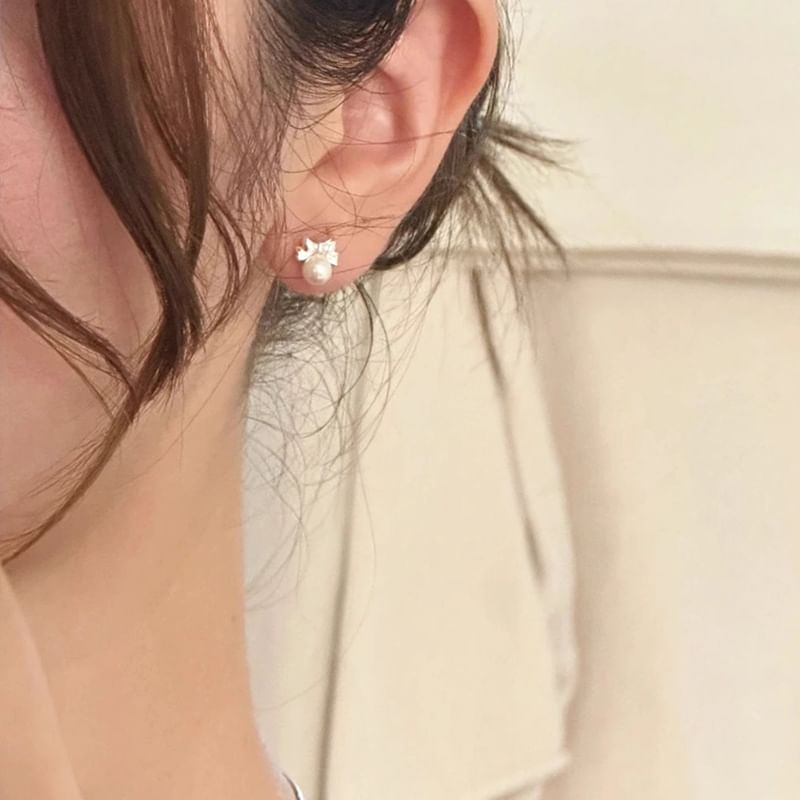 Faux Sterling Barbell Pearl Bow Silver Earring