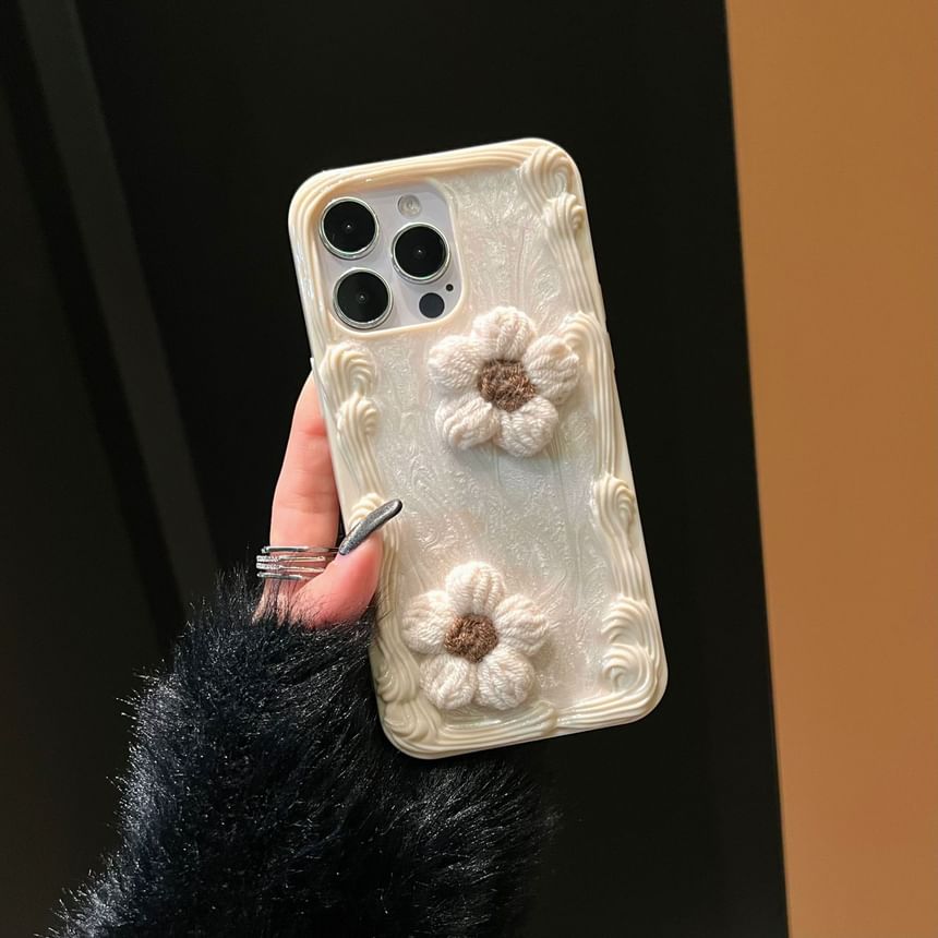 Yarn Floral Phone Case