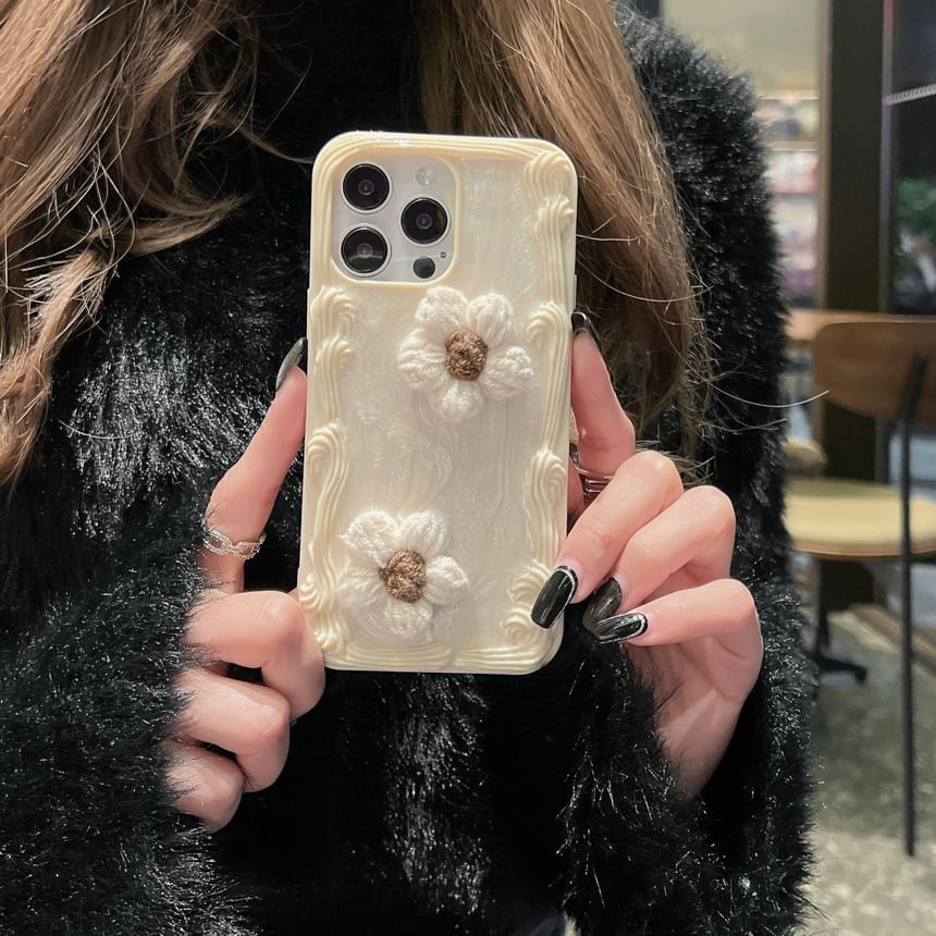 Yarn Floral Phone Case