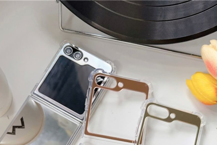 Case Mirrored Phone