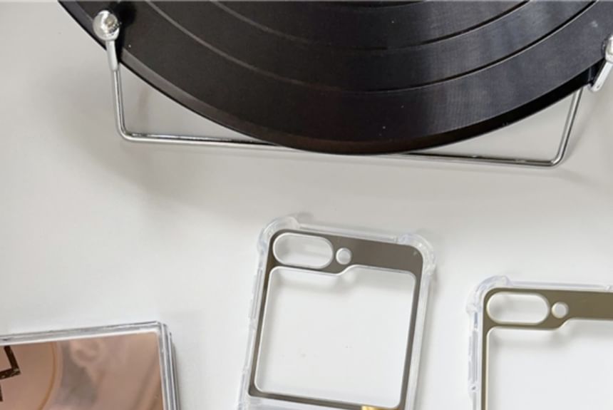 Case Mirrored Phone