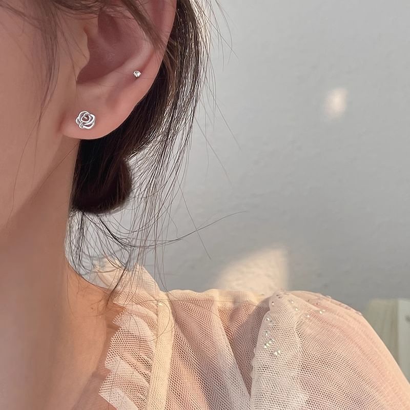 Stud Ear Floral