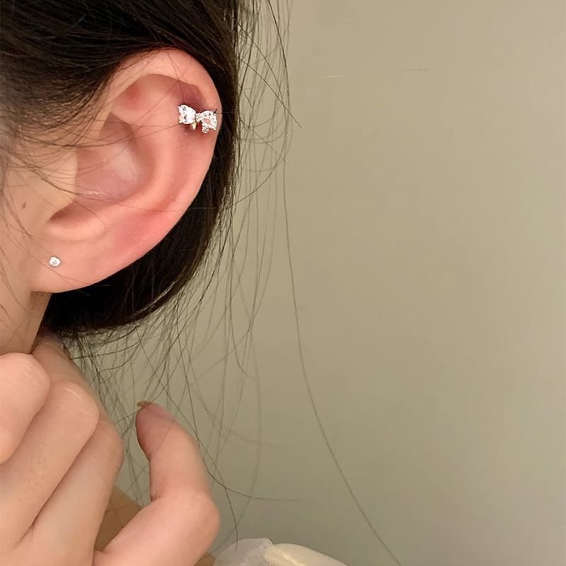 Rhinestone Stud Bow Ear