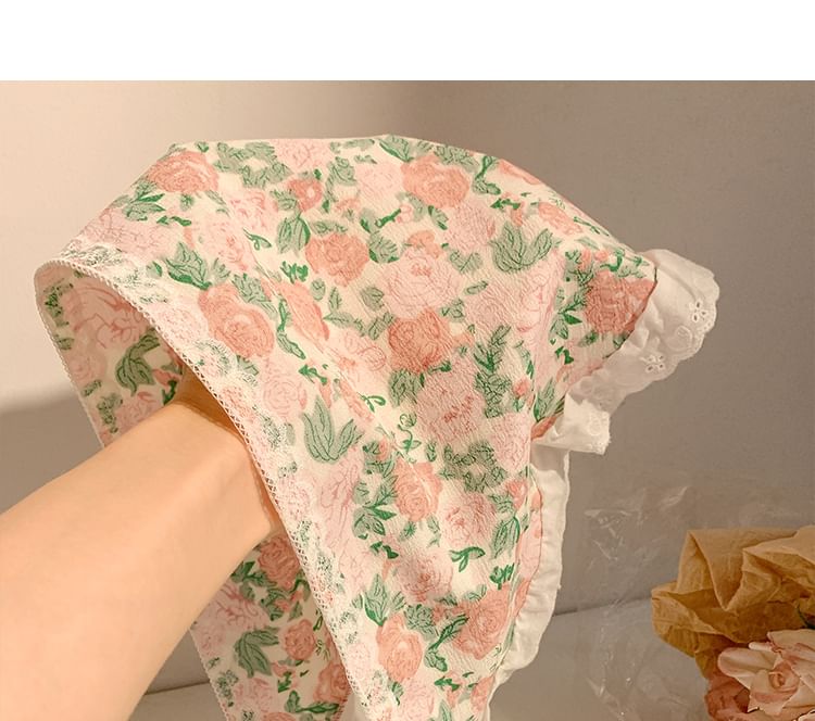 Scarf (Various Floral Print Head Designs) Triangle