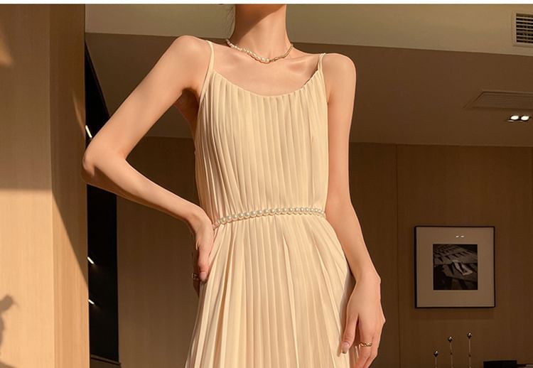 Spaghetti Strap Plain Maxi Pleated Dress
