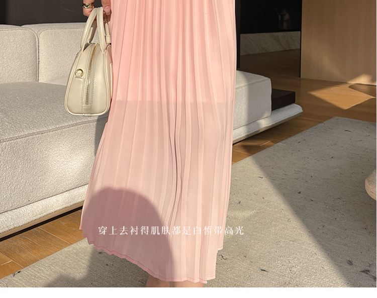 Spaghetti Strap Plain Maxi Pleated Dress