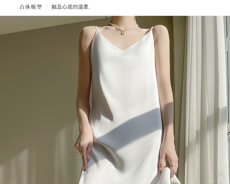 Spaghetti Strap V-Neck Plain Maxi A-Line Dress