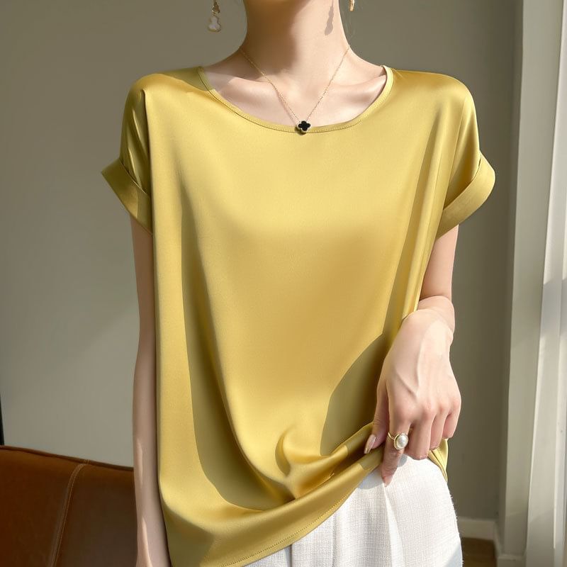 Short-Sleeve Round Neck Plain Satin T-Shirt