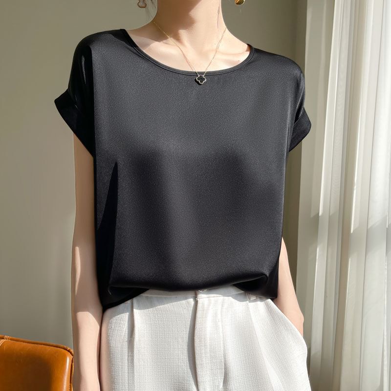 Short-Sleeve Round Neck Plain Satin T-Shirt