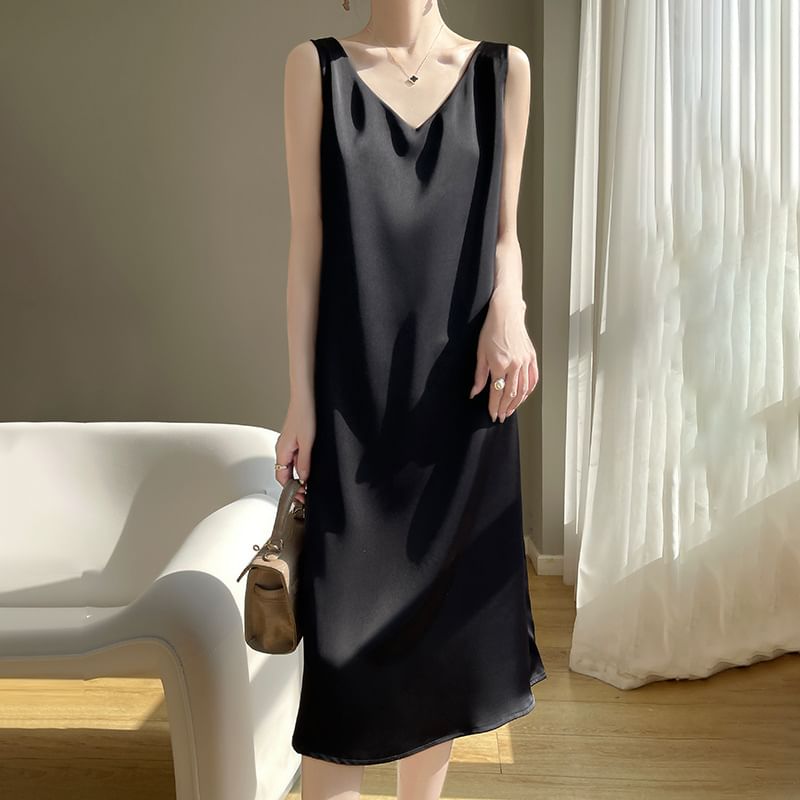 Sleeveless V-Neck Plain Satin Midi Shift Dress