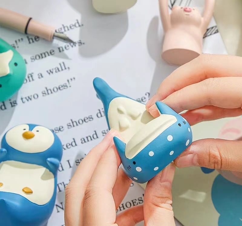 Phone Designs) / Shark (Various Dolphin Holder Penguin