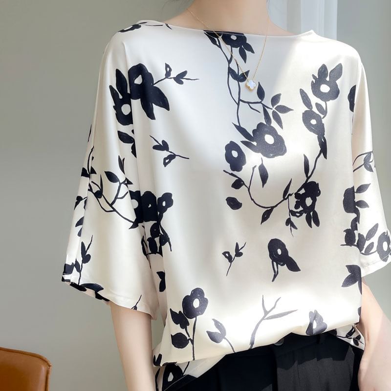 Elbow-Sleeve Crewneck Floral Print Tee