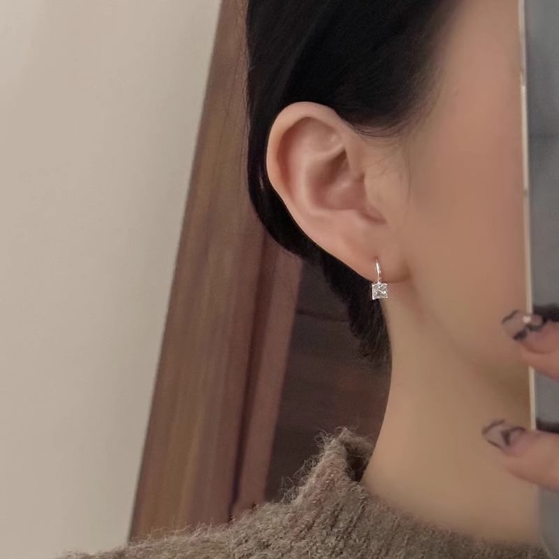 Rhinestone Earring Drop