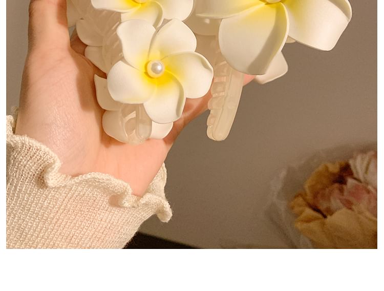 Floral Hair Claw / Clip (Various Fabric Set Tie Designs) Clips