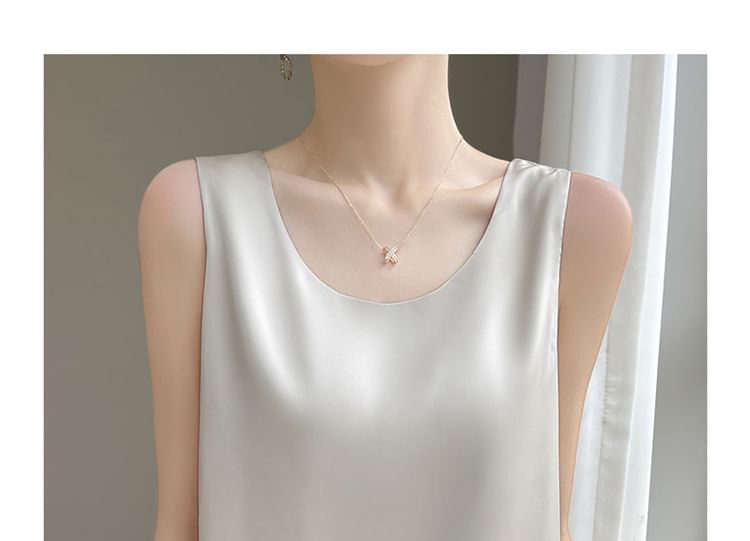 Scoop Neck Plain Satin Tank Top