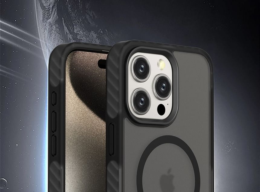 Case MagSafe Frosted Phone