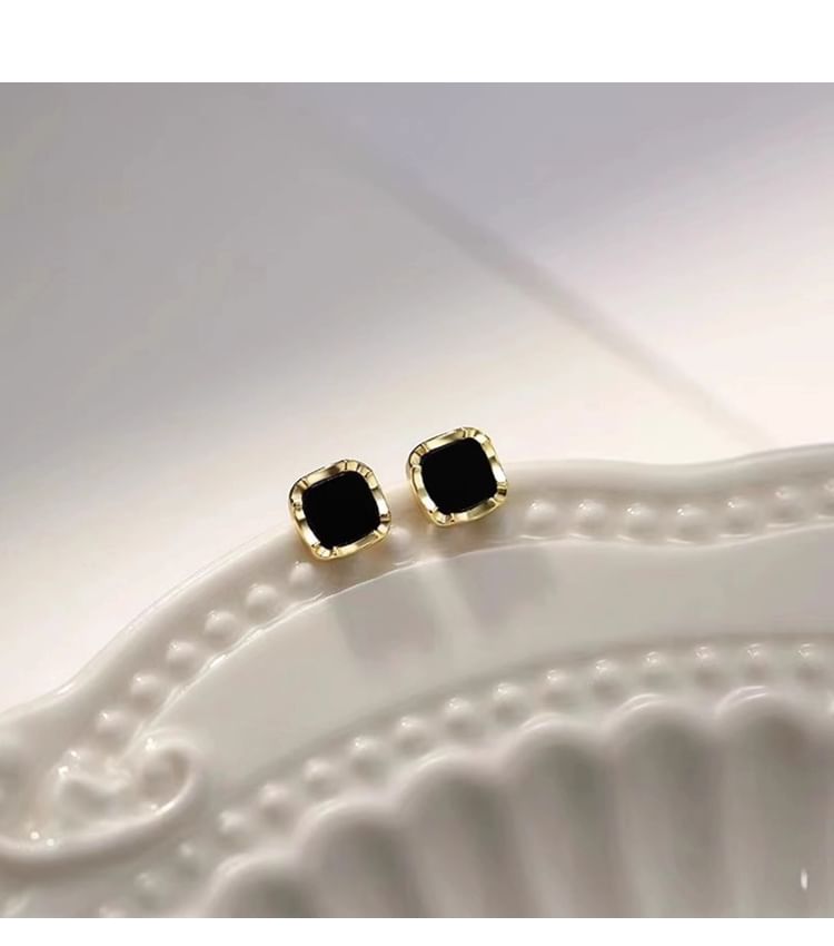 Ear Silver Square Stud Sterling