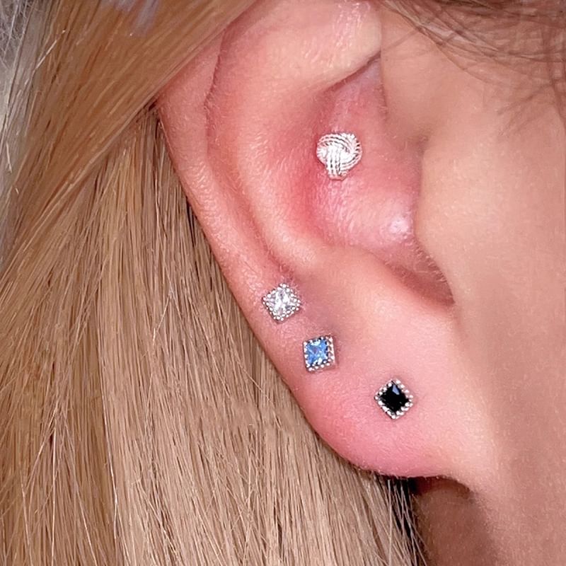 Rhinestone Stud Ear