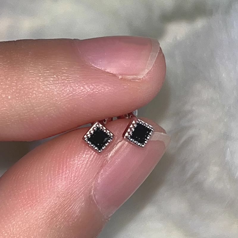 Rhinestone Stud Ear