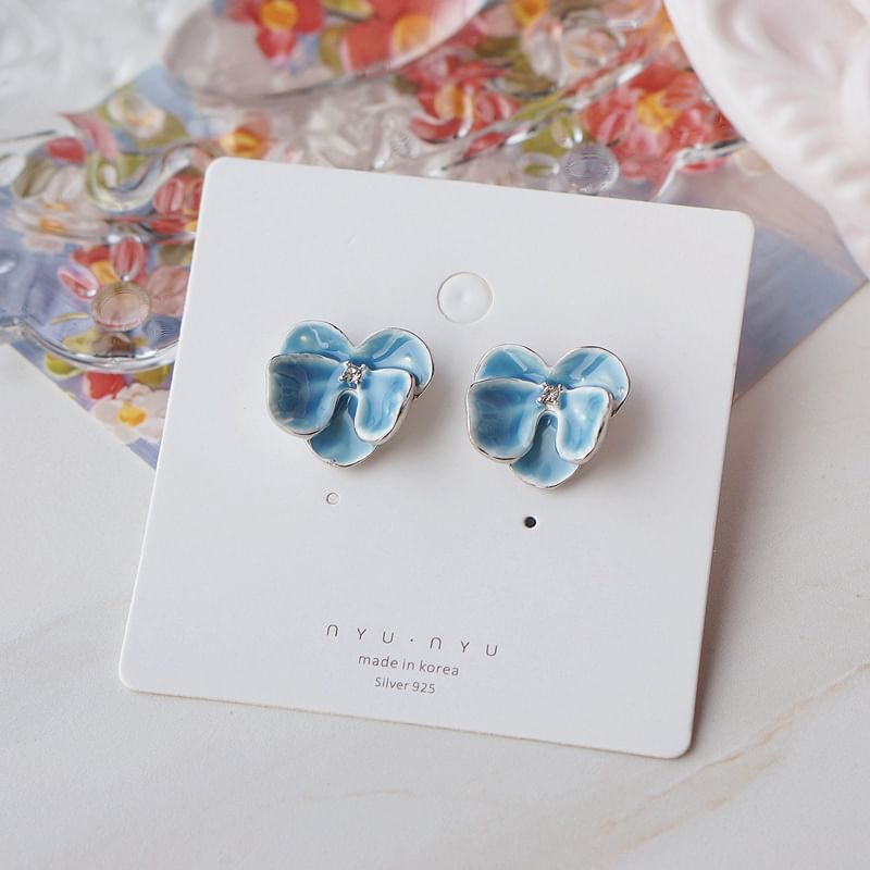 Clip Orchid / Stud Enamel On Earring