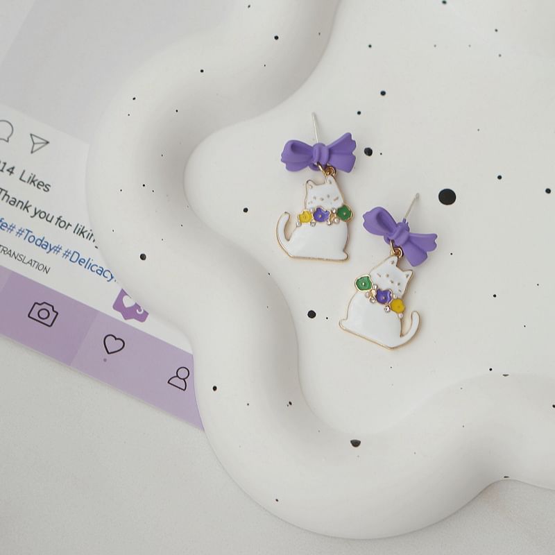 / Cat Drop Clip Earring Bow On