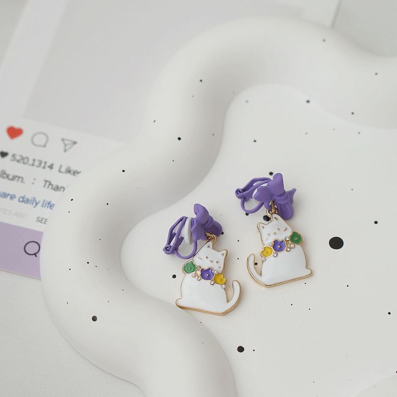 / Cat Drop Clip Earring Bow On