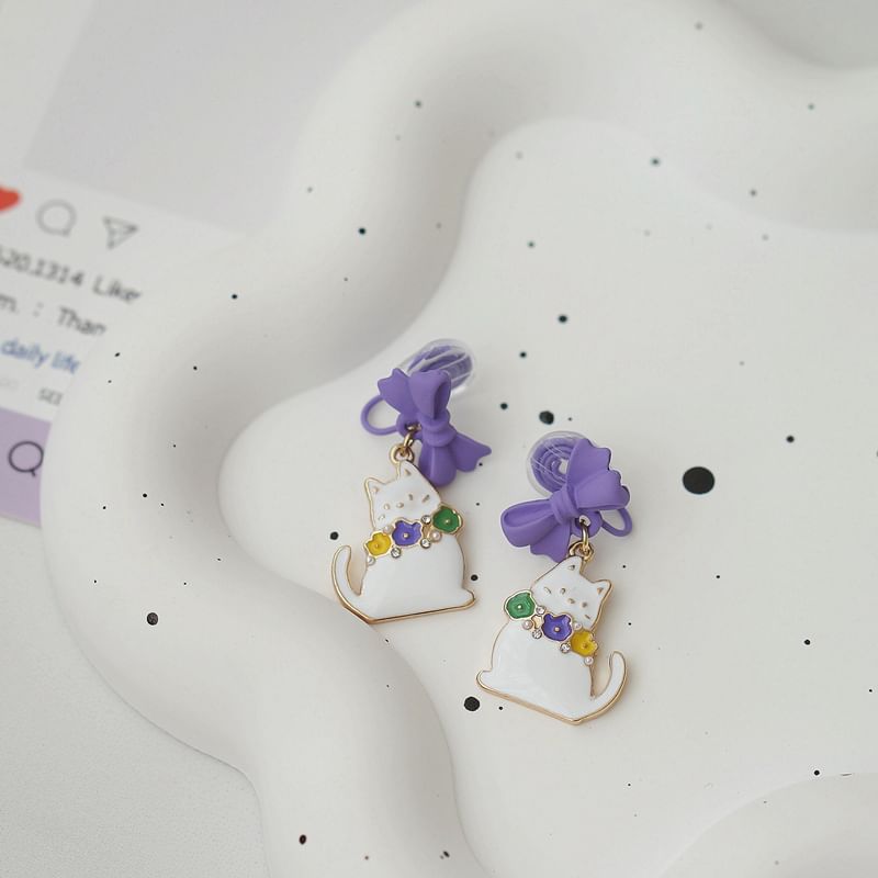 / Cat Drop Clip Earring Bow On
