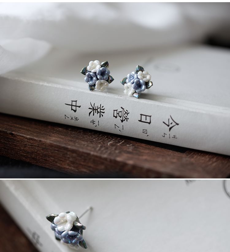 Stud Earring Floral