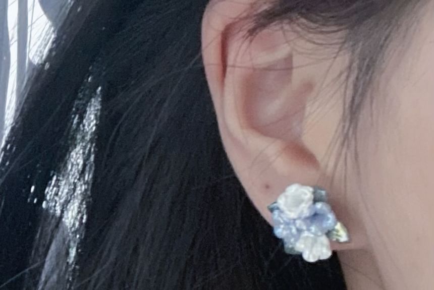 Stud Earring Floral