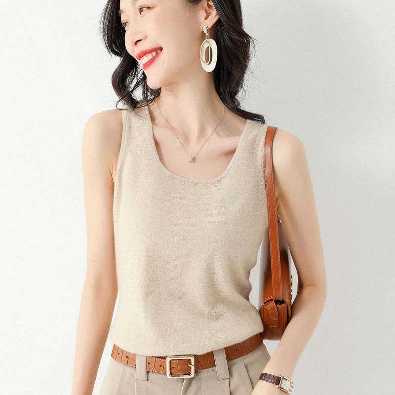 Scoop Neck Plain Knit Slim Fit Tank Top