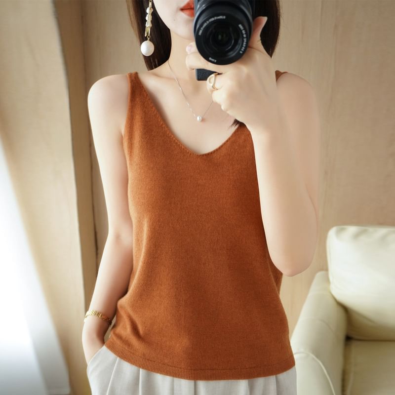V-Neck Plain Knit Tank Top