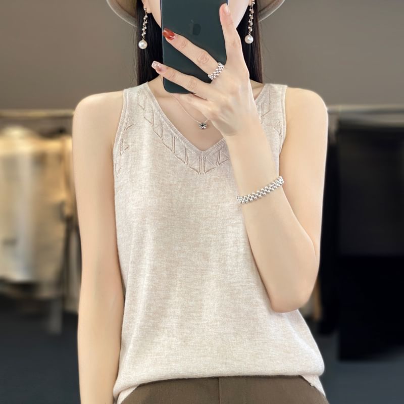 V-Neck Plain Perforated Knit Tank Top