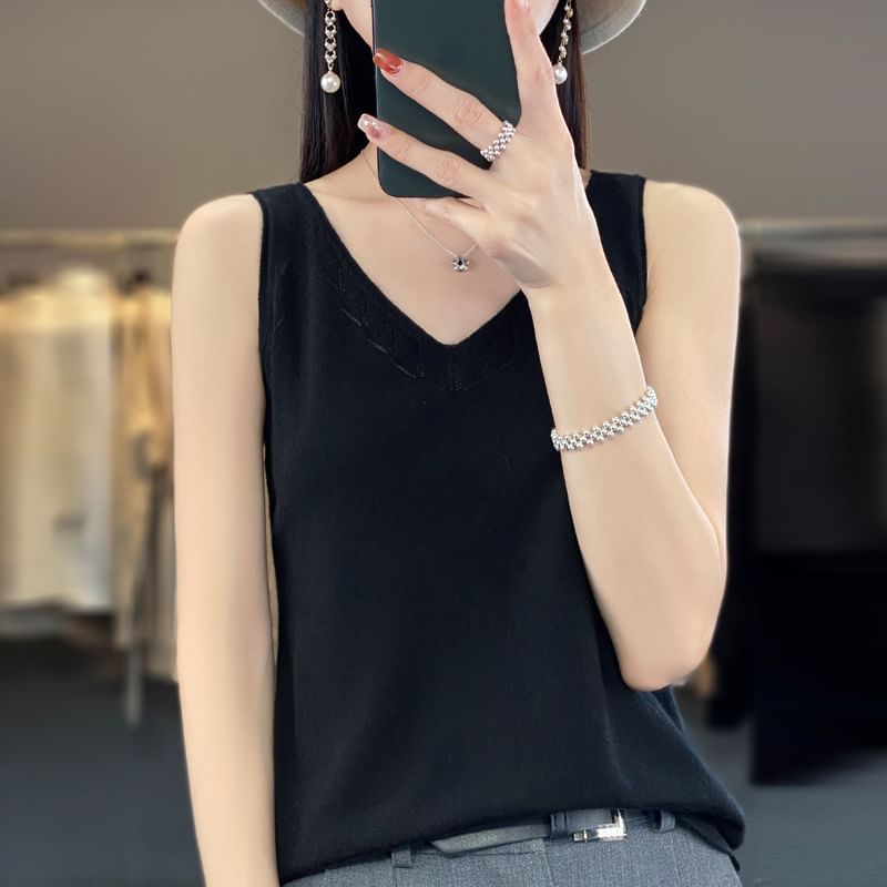 V-Neck Plain Perforated Knit Tank Top