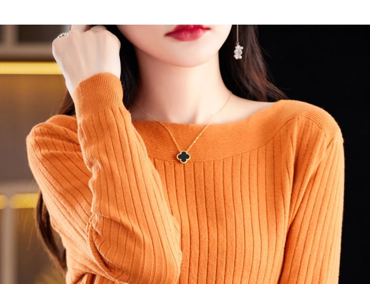 Long-Sleeve Boat Neck Plain Knit Top