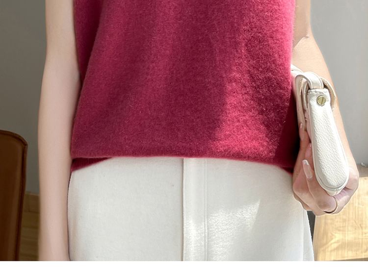 V-Neck Plain Sweater Vest
