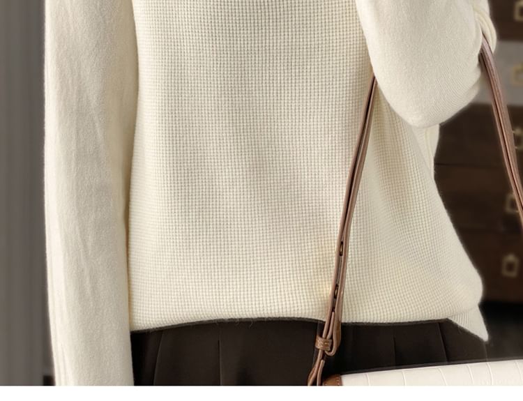 Long Sleeve Collared Plain Knit Top