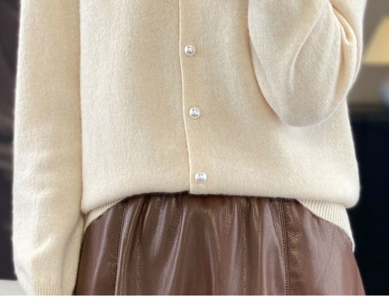 Round Neck Dog Embroidered Faux Pearl Button Cardigan