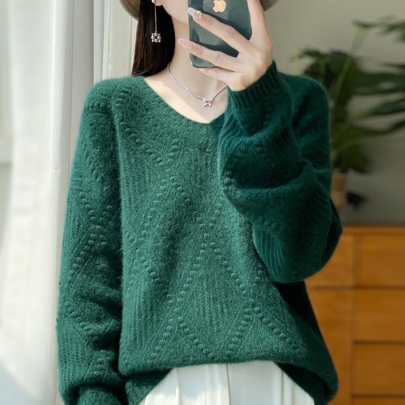 V-Neck Plain Diamond Patterned Sweater