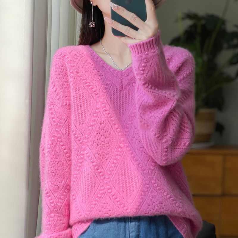 V-Neck Plain Diamond Patterned Sweater