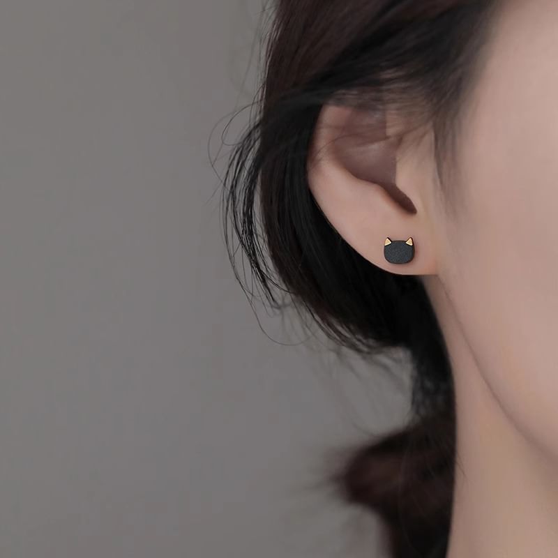 Cat Earring Stud Ceramic