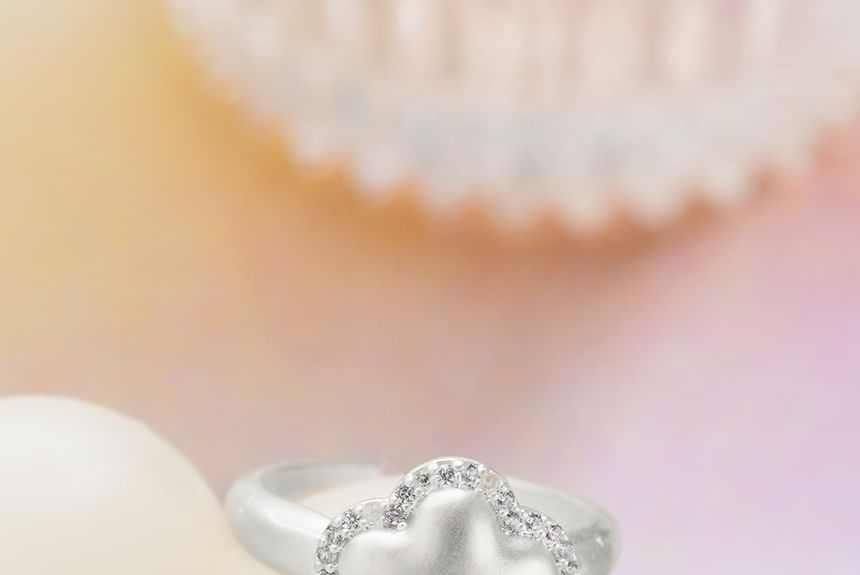 Flower Smiley Ring Face Open