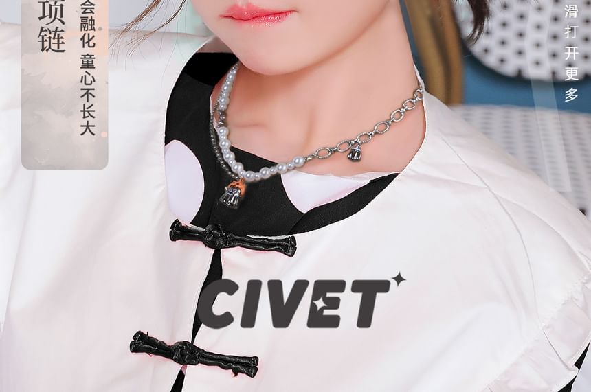 Pumpkin ChiropteraPearl Halloween Necklace