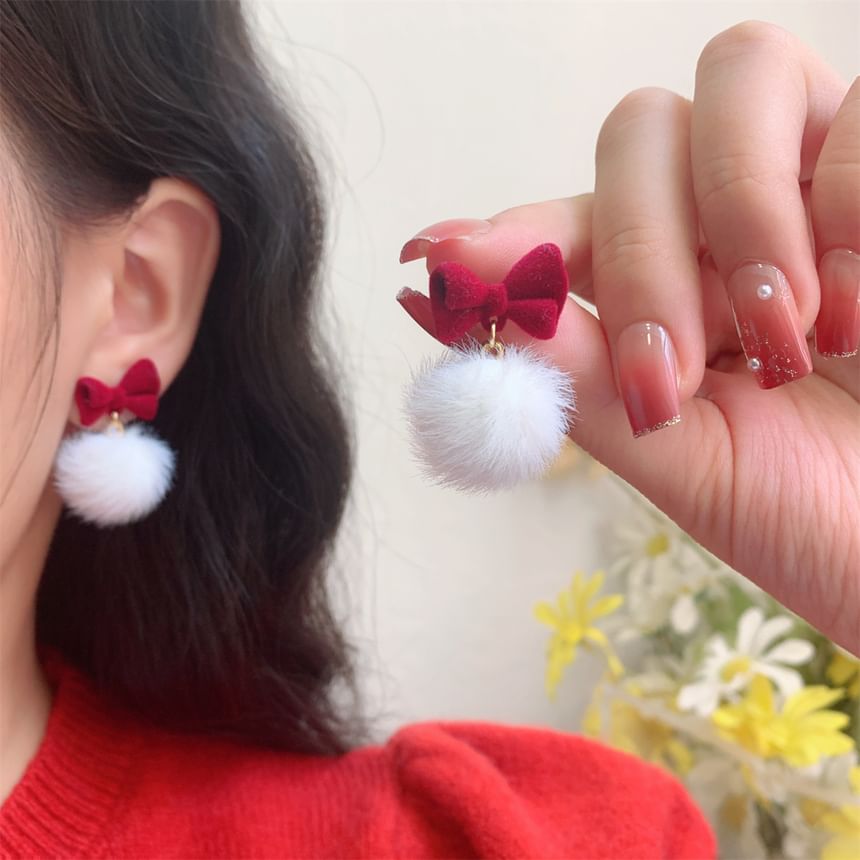 Drop Bow Pom Earring