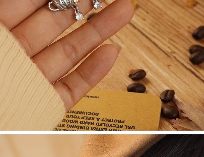 Clip Stud Coffee On Earring /