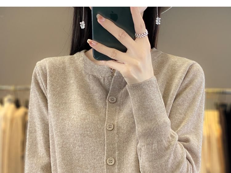 Round Neck Plain Button Knitted Cardigan