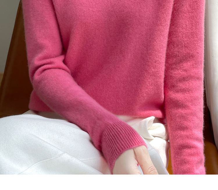 Long-Sleeve V-Neck Plain Sweater