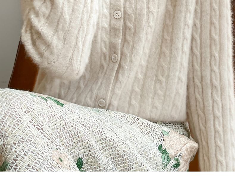 Crew Neck Plain Cable Knitted Cropped Cardigan