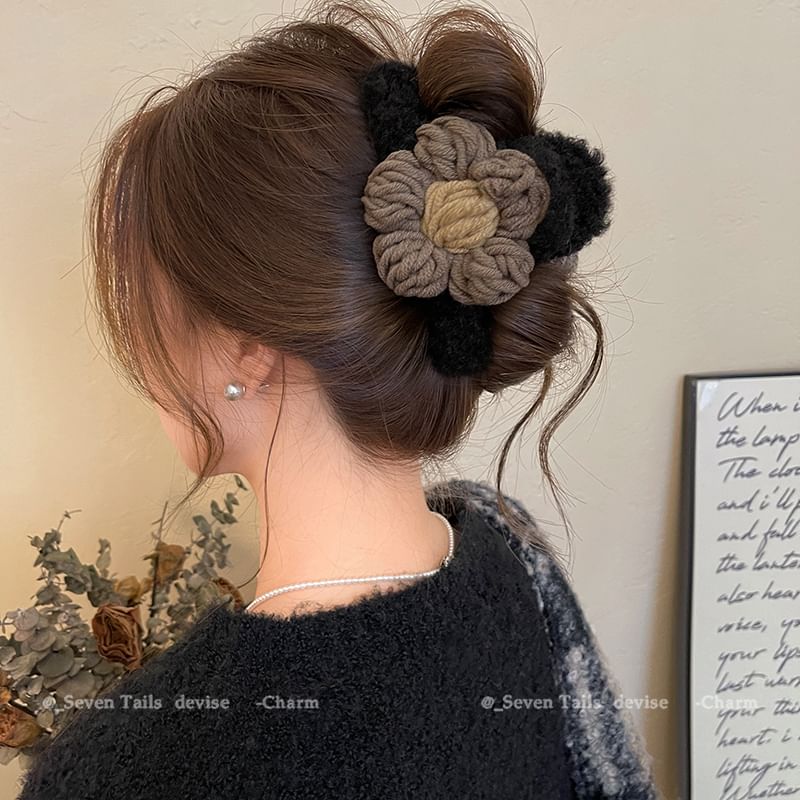 Clip Chenille Claw Yarn Floral Hair