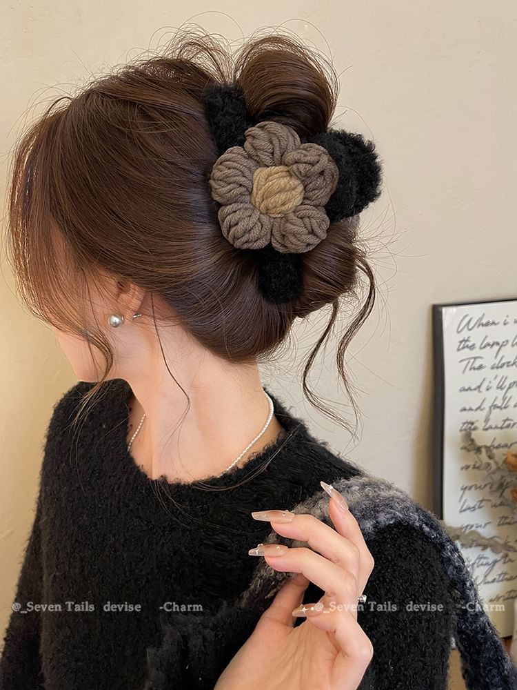 Clip Chenille Claw Yarn Floral Hair